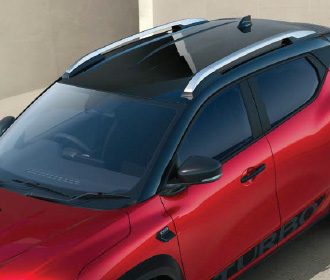 Sporty rear spoiler